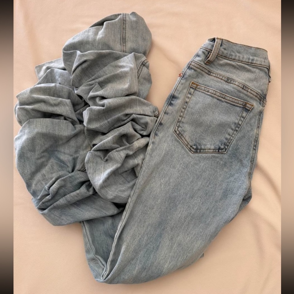 Mina Monroe Scrunch Jeans
